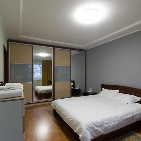 Apartment Гагаріна-Даффі Dnipro Bagian luar foto